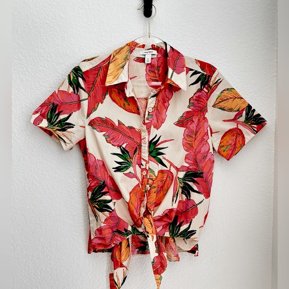 NINE WEST Farm Rio vibes Tropical Tie-Front Button Down Shirt - Picture 4 of 14